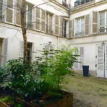 Cosy Studio In Montorgueil